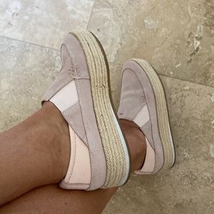 Ellen Degeneres shoes